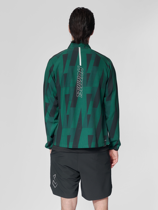 hmlCOURT AOP JACKET, RAIN FOREST, model