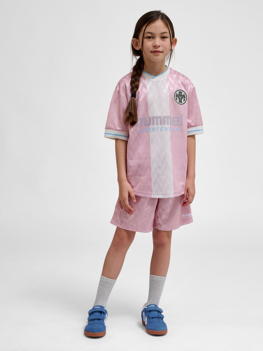 hmlJR LOOSE FB JERSEY S/S, WINSOME ORCHID, model