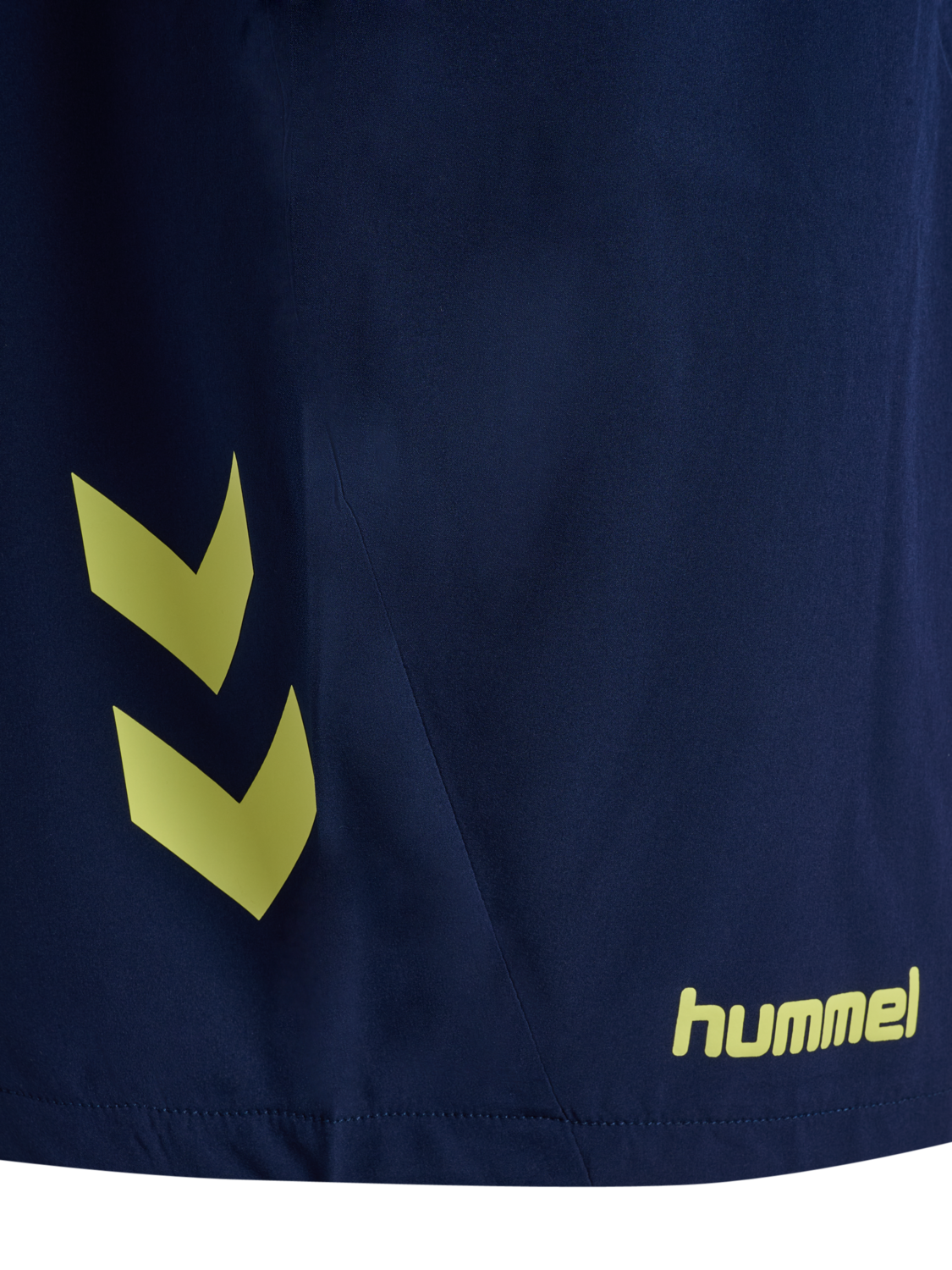 hmlBLAZE 2.0 TRAINING SHORTS, MARINE/SHADOW LIME, packshot