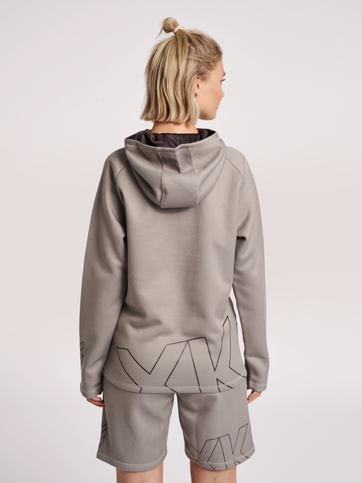 hmlCIMA XK HOODIE WOMAN, GREY MELANGE, model