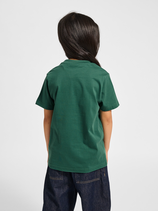 hmlJR REG T-SHIRT S/S RUNNER 2-PACK, SMOKE PINE/DEEP COBALT, model