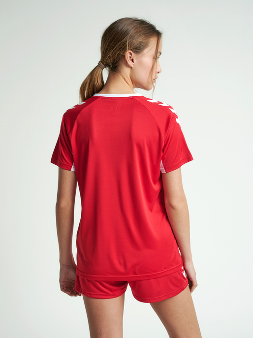 CORE TEAM JERSEY WOMAN S/S, TRUE RED, model