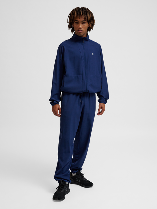 hmlFAST PANTS, DRESS BLUES, model