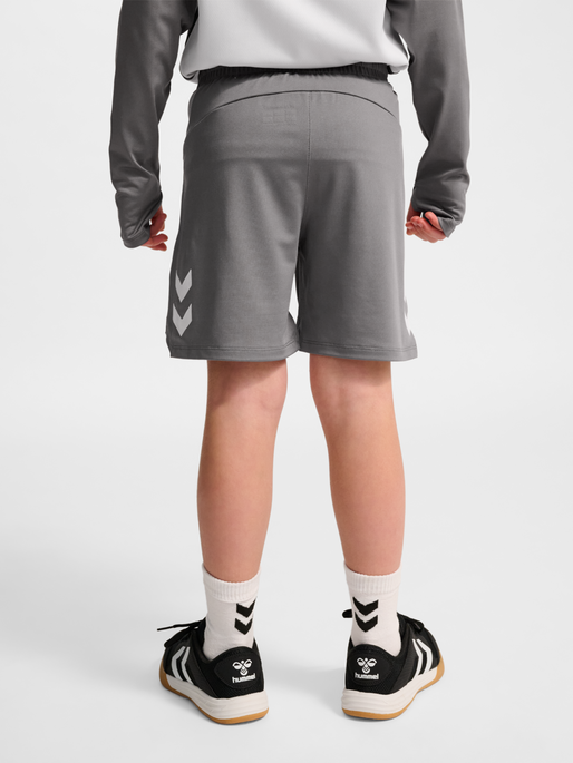 hmlLEAD 2.0 TRAINING SHORTS KIDS, STEEL GRAY, model