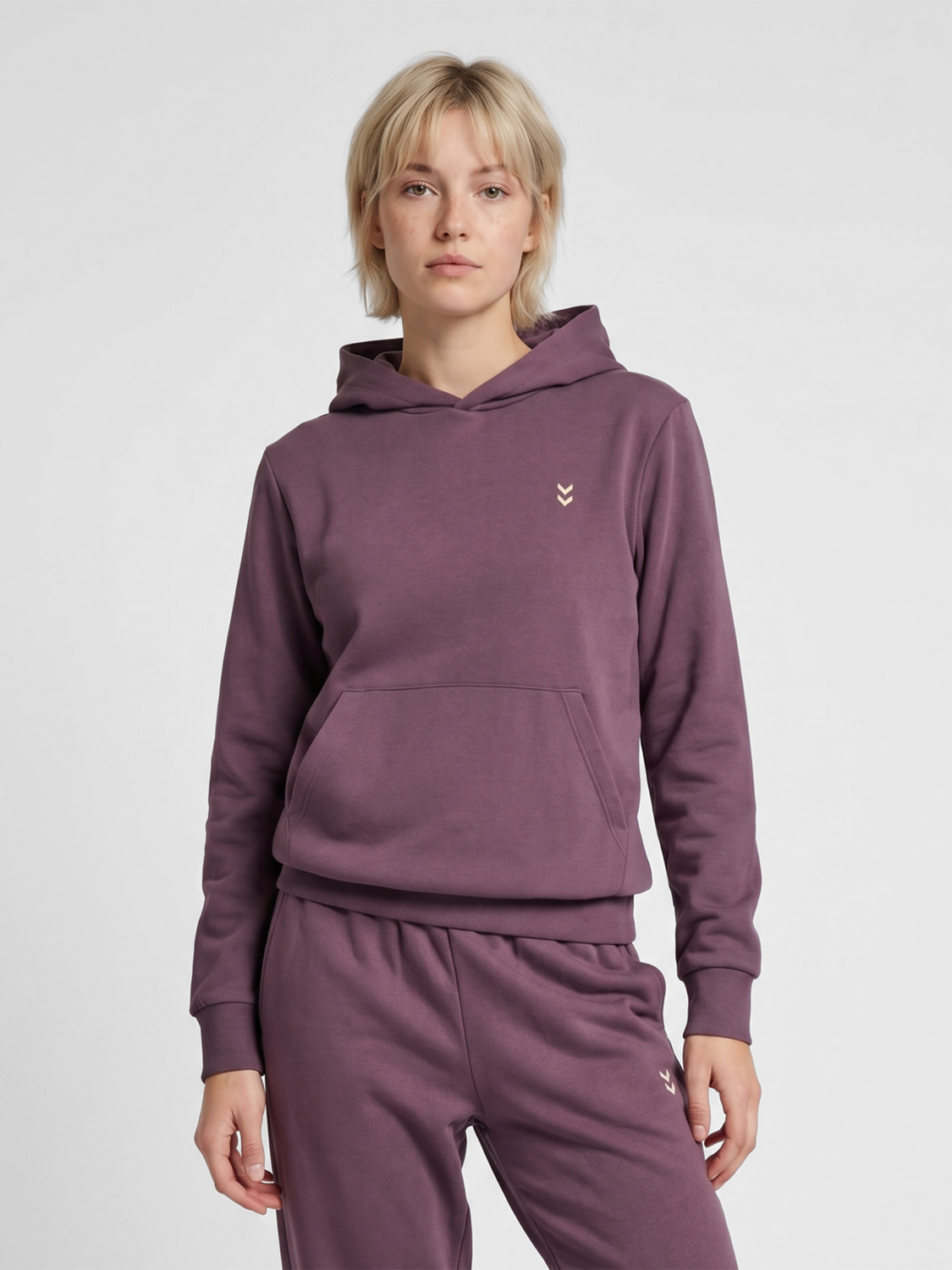 BLACK PLUM