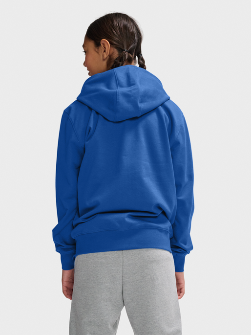 hmlGO 2.0 ZIP HOODIE KIDS, TRUE BLUE, model