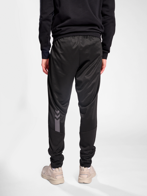 hmlACTIVE WINTER PANTS, BLACK, model