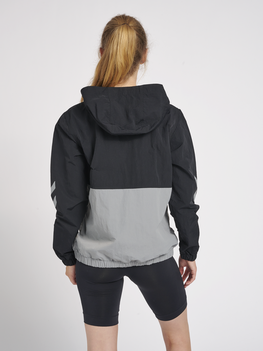 hmlLGC MUSA WOV HALFZIP JACKET, BLACK, model