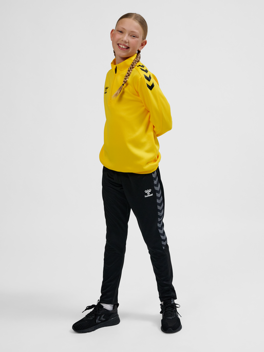 hmlCORE XK HALF ZIP POLY SWEAT KIDS, SPORTS YELLOW, model