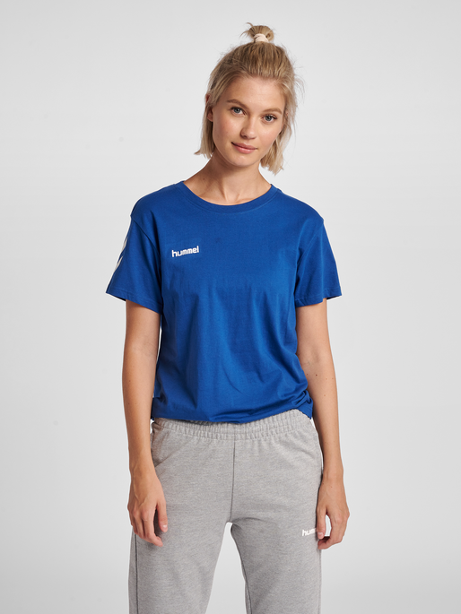 HMLGO COTTON T-SHIRT WOMAN S/S, TRUE BLUE, model