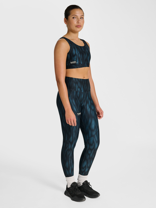 hmlHIIT AOP INTENSITY HW TIGHTS, STARGAZER, model