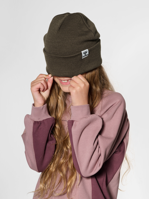 hmlPARK BEANIE, MAJOR BROWN, model