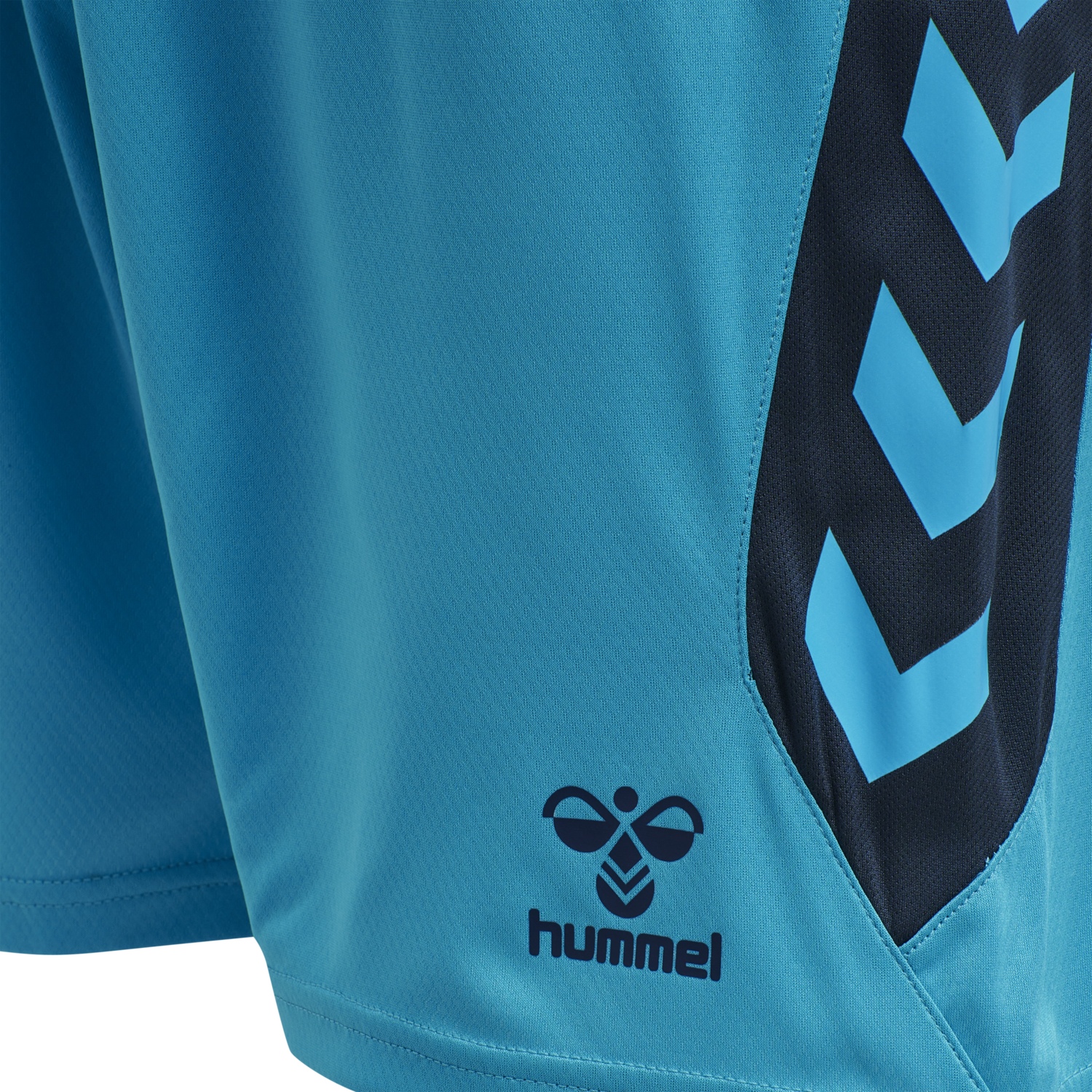 hmlACTION POLY SHORTS, 8235, packshot