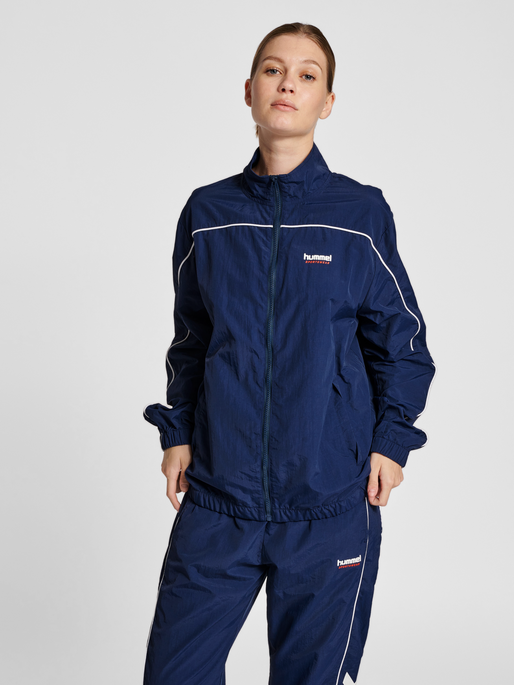 hmlLGC CELAB WOV ZIP JACKET, DRESS BLUES, model
