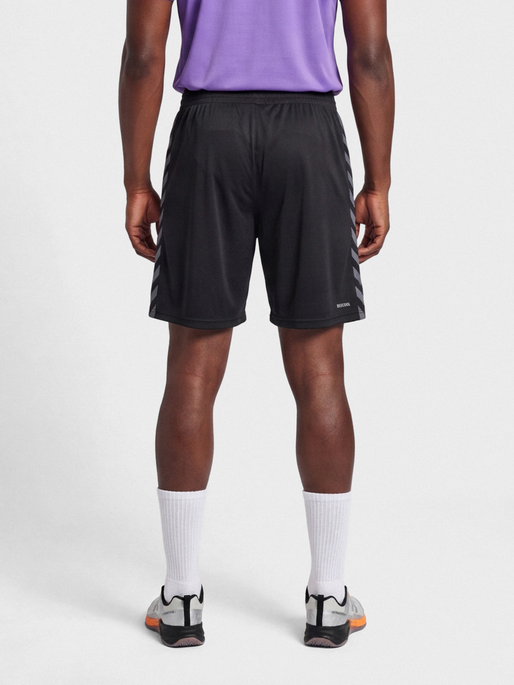 hmlAUTHENTIC PL SHORTS, BLACK, model
