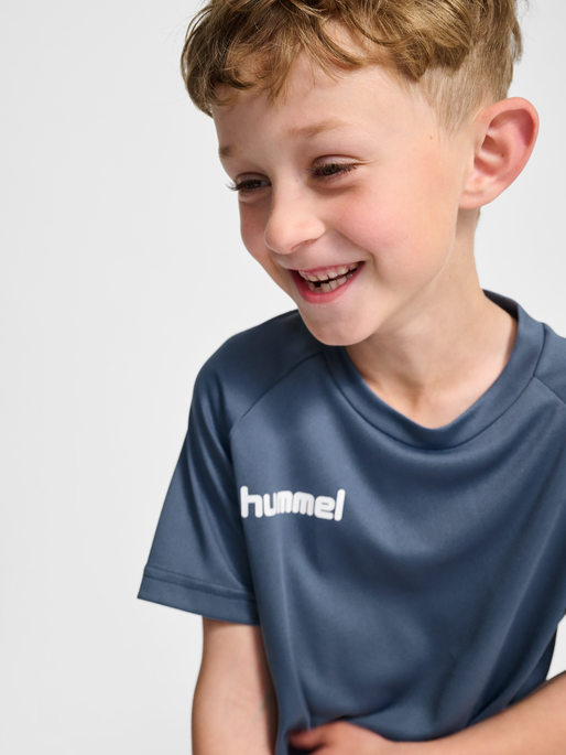 hmlPROMO KIDS SET, CHINA BLUE, model