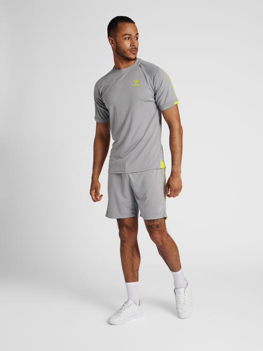 hmlGG12 ACTION JERSEY S/S, 1100, model