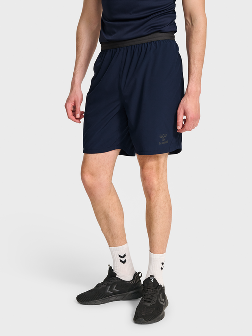 hmlPRO TRAINING SHORTS, MARINE, model