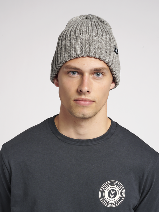hmlALTA BEANIE, 2006, model