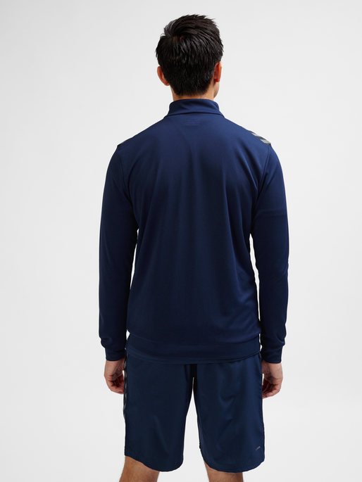 hmlAUTHENTIC PL ZIP JACKET, MARINE, model