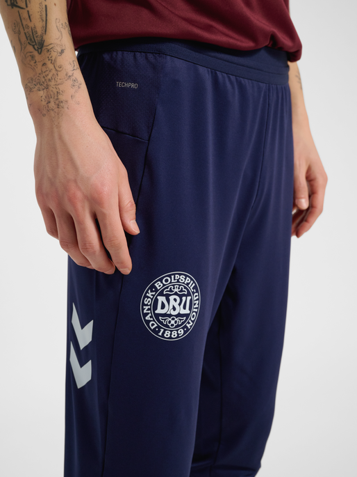 DBU 26 PRO TR FOOTBALL PANTS, PEACOAT, model