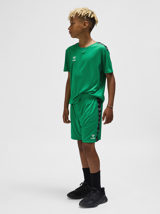 hmlAUTHENTIC PL SHORTS KIDS, JELLY BEAN, model