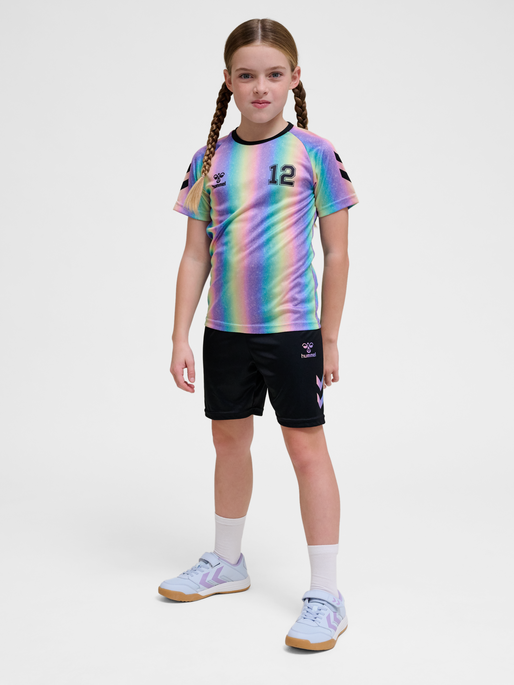 hmlSHIMMER T-SHIRT S/S, PINK-A-BOO, model