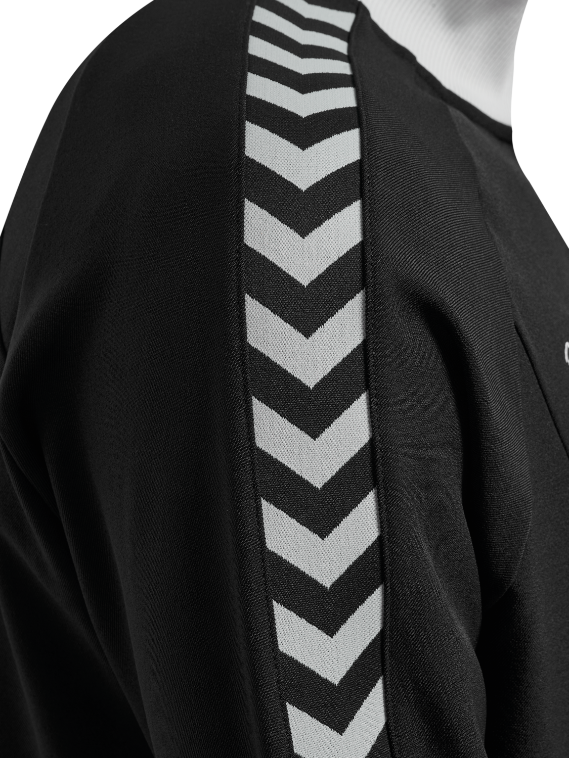 hmlROOT TRACK ZIP JACKET, BLACK, packshot
