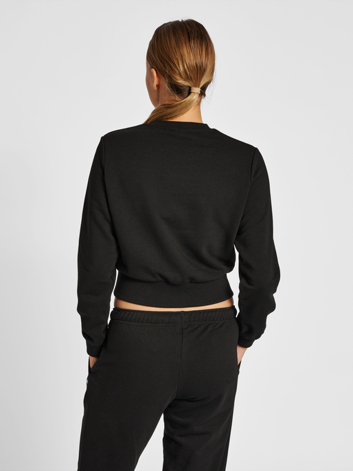 hmlLGC SHAI SHORT SWEATSHIRT, BLACK, model
