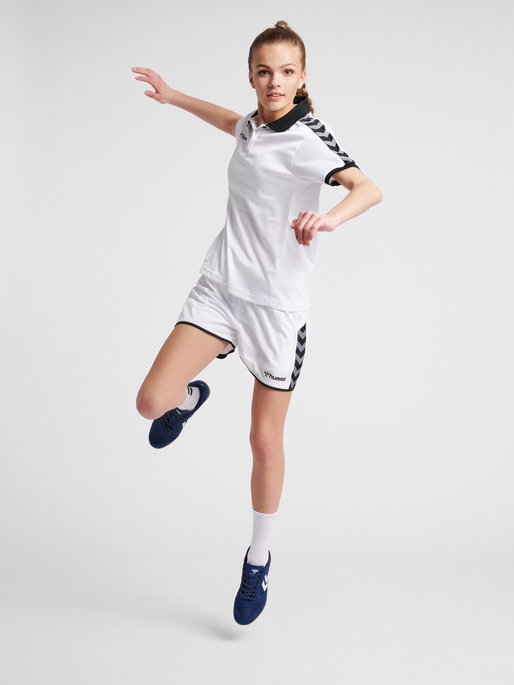 hmlAUTHENTIC POLY SHORTS WOMAN, WHITE, model