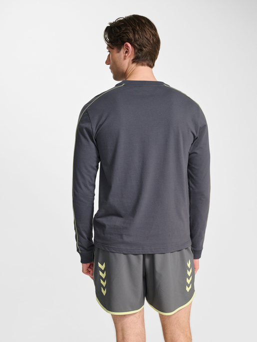 hmlPULSE PIPING T-SHIRT L/S, BLACKENED PEARL, model