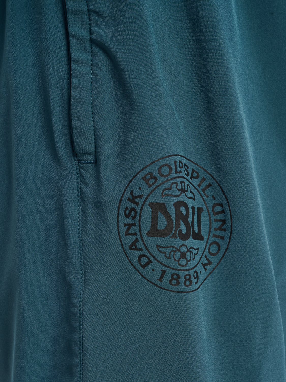 DBU 26 TRAVEL WOVEN SHORTS, STARGAZER, packshot