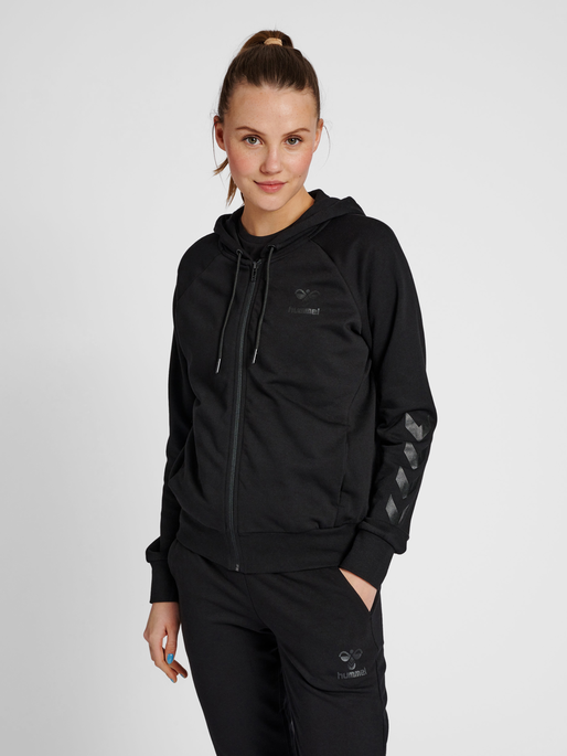 hmlNONI 2.0 ZIP HOODIE, BLACK, model