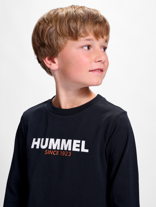 hmlNOLAN NIGHT SUIT, 0526, model