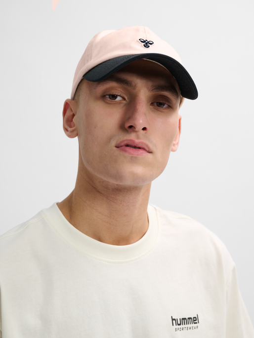 hmlBASEBALL CAP BEE, BONE WHITE, model