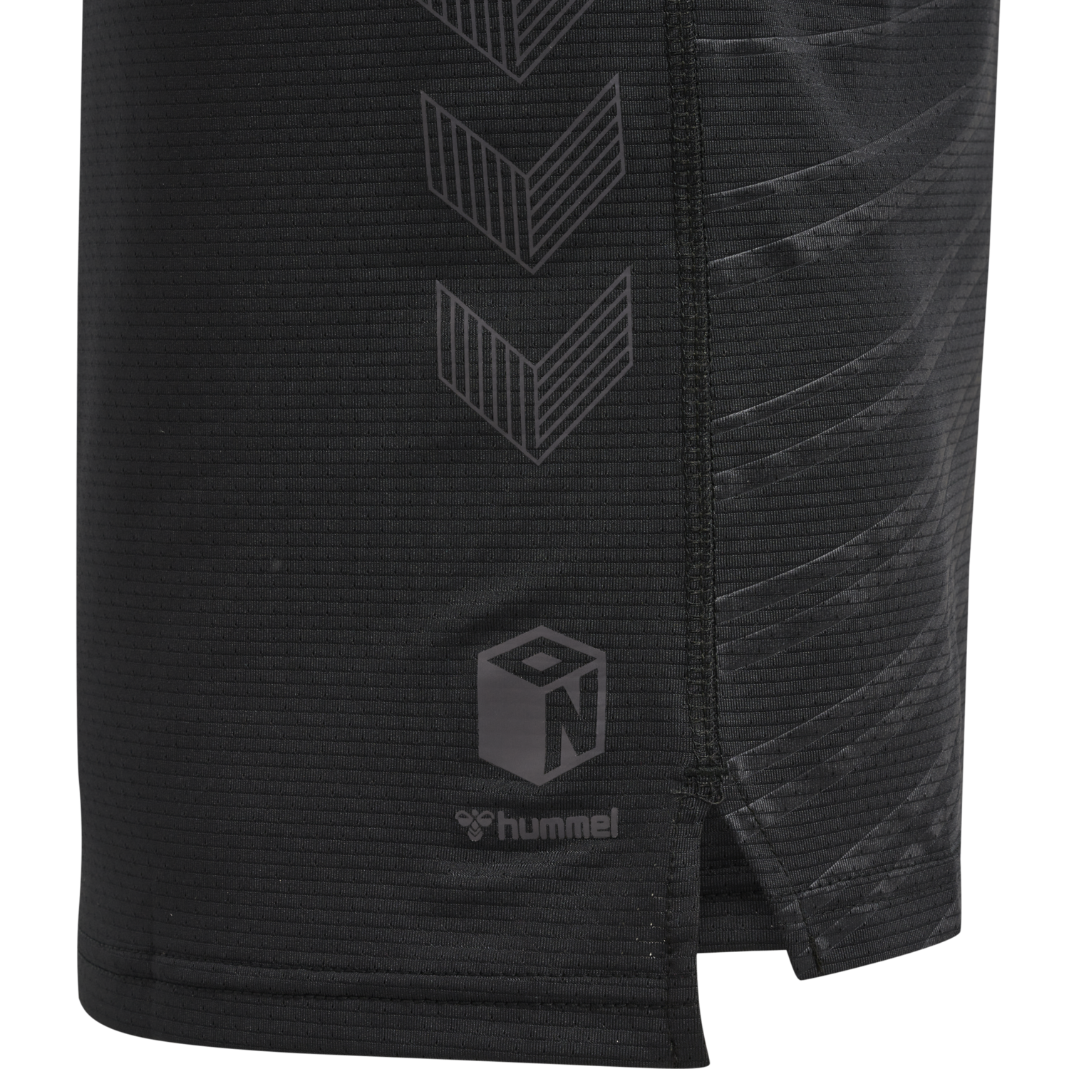 hmlONGRID POLY TEE S/S KIDS, JET BLACK/FORGED IRON, packshot