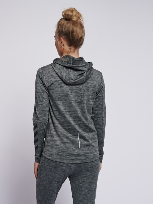 hmlSELBY ZIP HOODIE, DARK GREY MELANGE, model