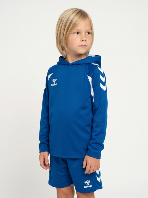 hmlCORE 2.0 HOODIE KIDS, TRUE BLUE/WHITE, model