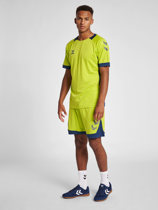 hmlLEAD POLY SHORTS, LIME PUNCH, model