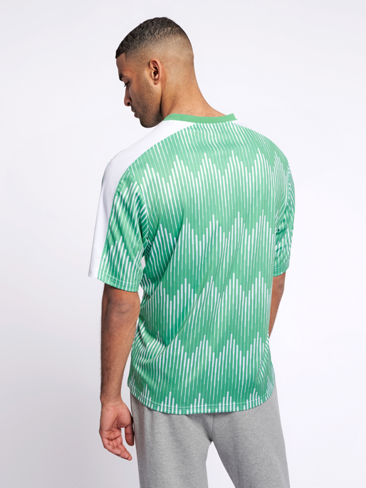 hmlBLAZE T-SHIRT S/S, 5317, model