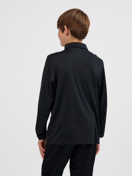 hmlESSENTIAL HALF-ZIP KIDS, BLACK, model