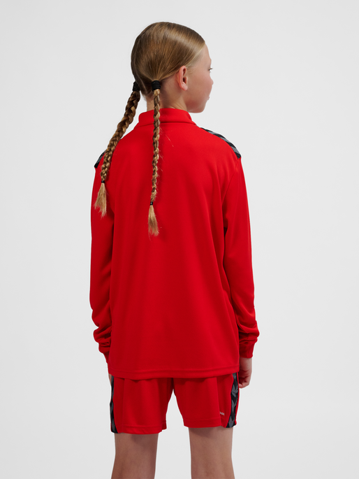 hmlAUTHENTIC HALF ZIP SWEAT KIDS, TRUE RED, model