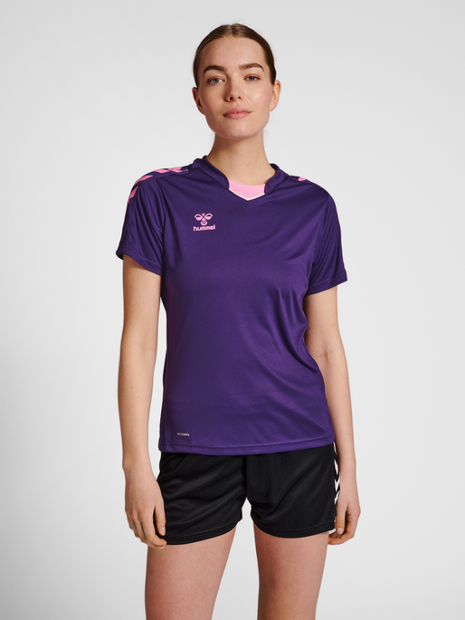 hmlCORE XK POLY JERSEY S/S WOMAN, ACAI, model