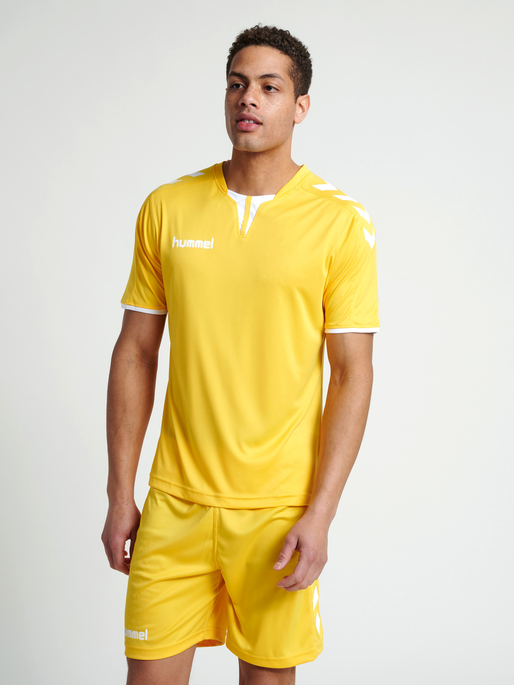 CORE SS POLY JERSEY, SPORTS YELLOW PR, model
