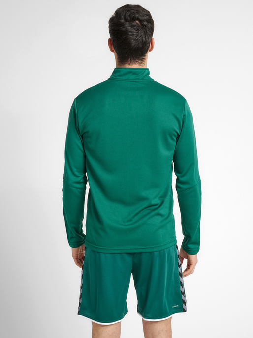hmlAUTHENTIC HALF ZIP SWEATSHIRT, EVERGREEN, model
