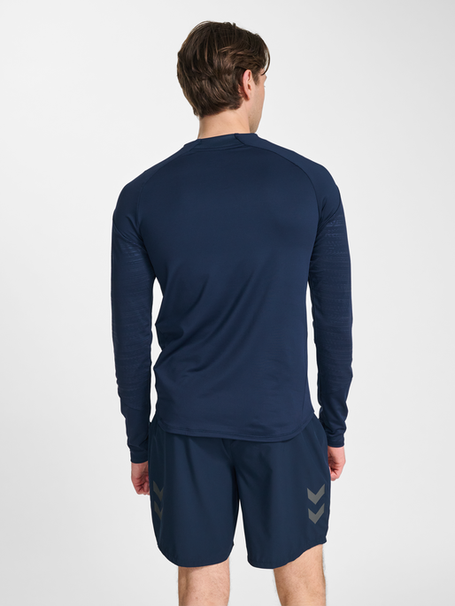 hmlPRO TRAINING CREW SWEAT, MARINE, model