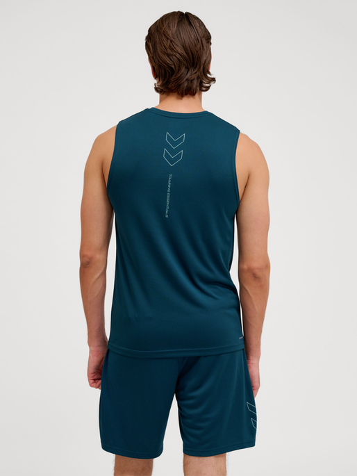 hmlTE FLEX TANKTOP, REFLECTING POND, model