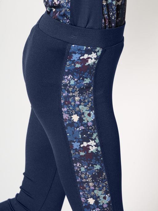 hmlSANNE TIGHTS, BLACK IRIS, model