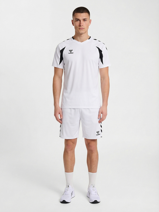hmlCORE 2.0 SHORTS, WHITE/BLACK, model