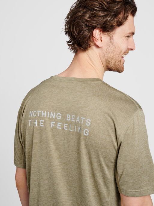 MEN STATEMENT T-SHIRT S/S, 8220, model